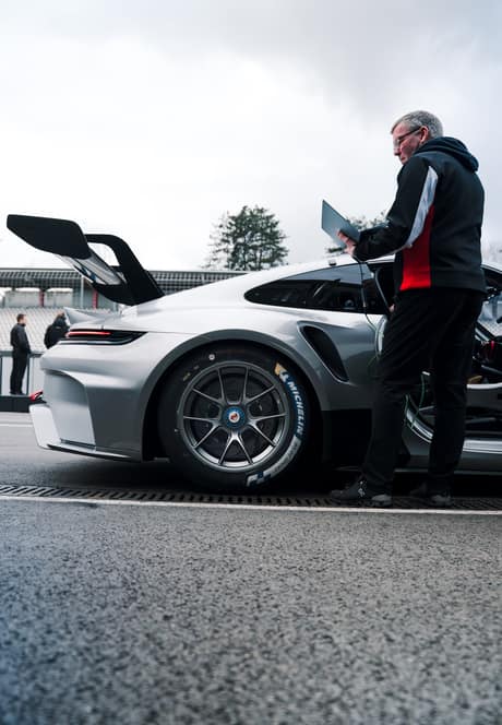 Motorsport-Content für Gus Burton