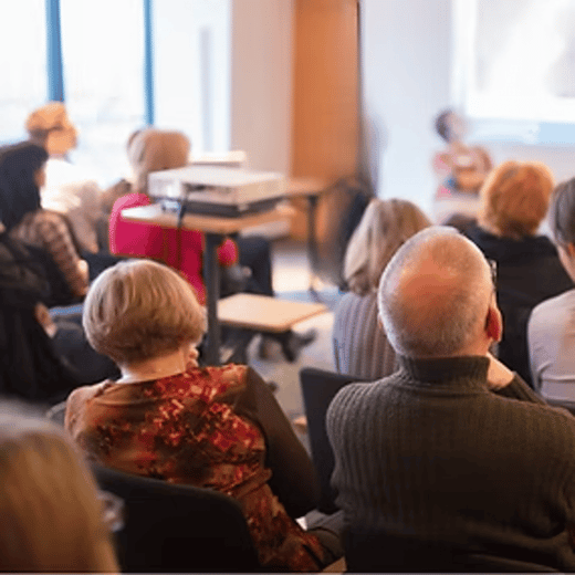 Dozent in der Arbeitsgruppe „Starke Strukturen in der queeren Altersarbeit“, BISS e. V.
