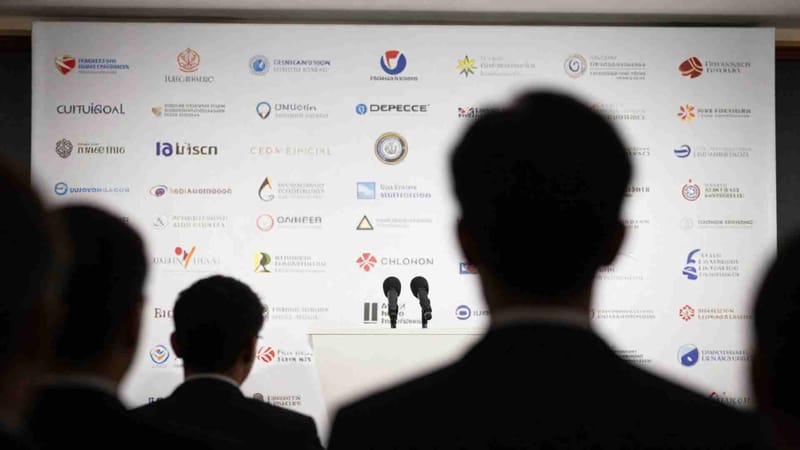 LED-Wand Einsatz auf Corporate Event – Sponsoren-Bühne