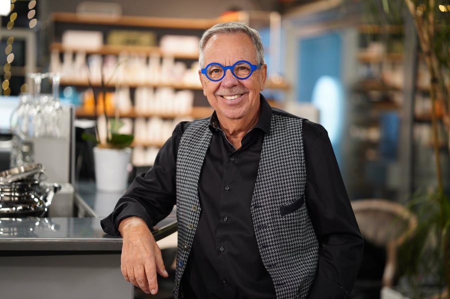 BUSINESS-PORTRAITS