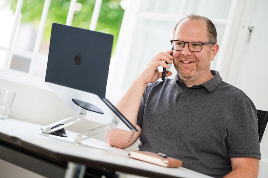 Mehrere Aufnahmen aus einem LinkedIn-Businessfoto-Shooting