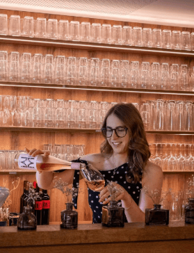 Getränke an der Bar im Schilling