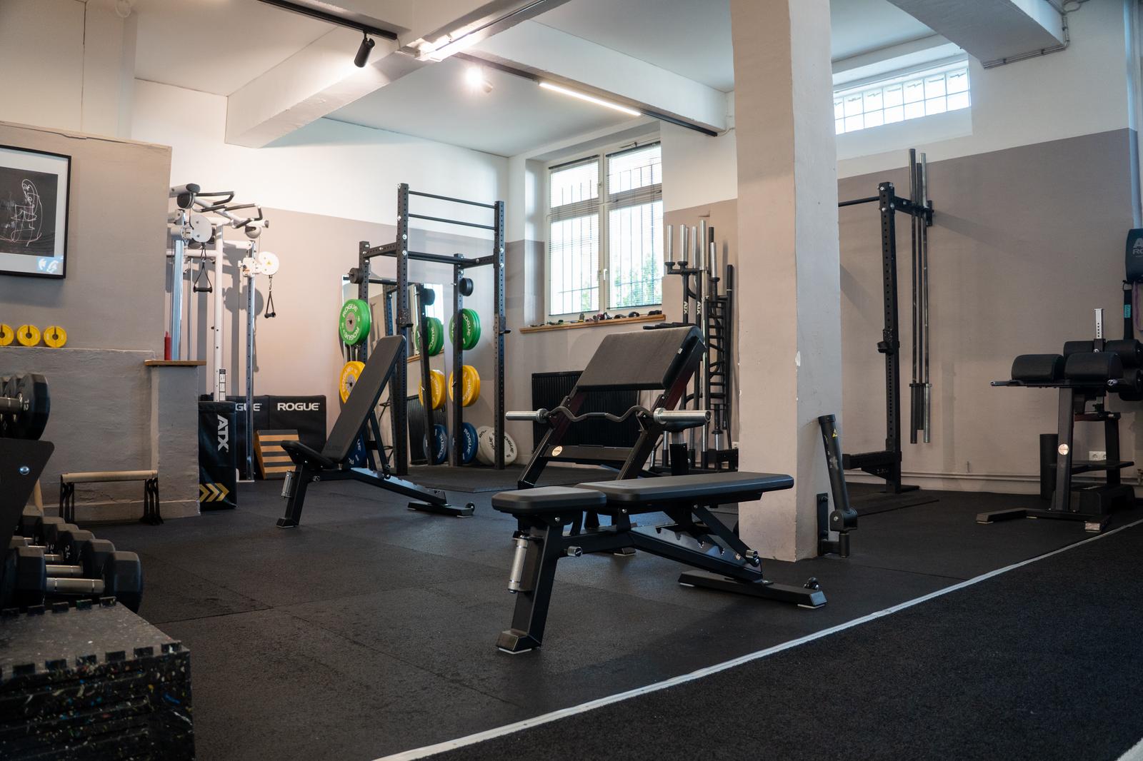 Trainingsfläche im Studio von Elias Sport