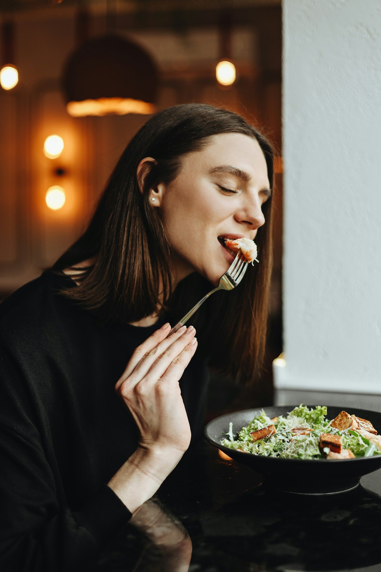 woman-salad.jpg