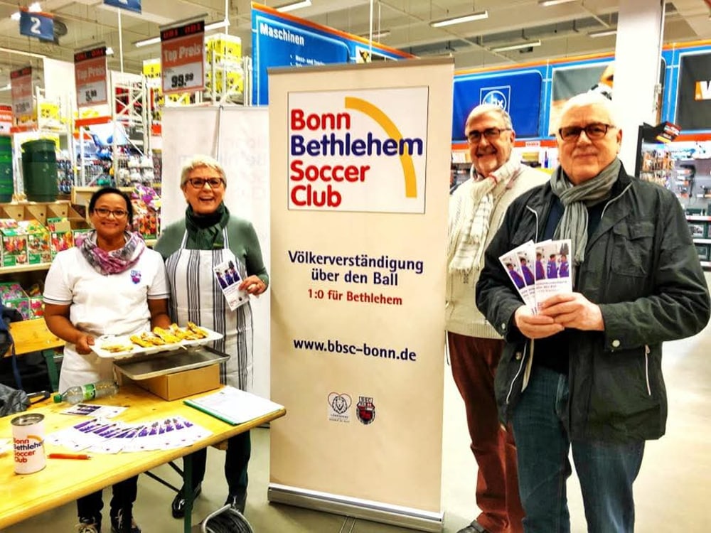 Völkerverständigung über den Ball