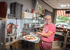 Pizzaiolo streckt Pizzateig – Pizzeria Primavera Kleve