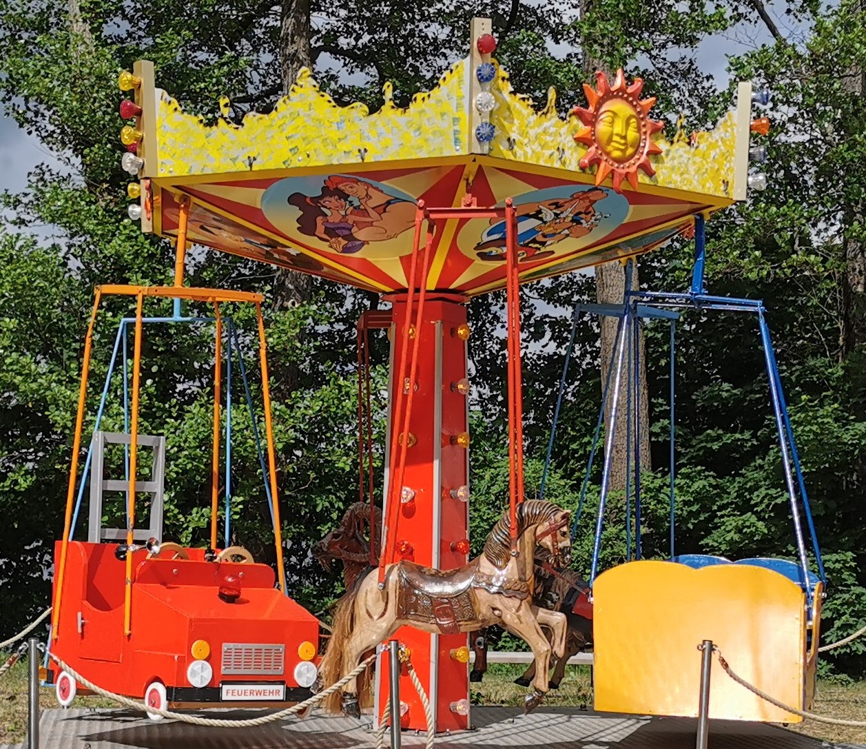 Märchen-Karussell mieten Berlin Brandenburg – Eventservice Rummelspaß