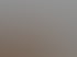 Dachboden-Büro mit zwei schwarzen Drehstühlen, Schreibtischen mit Computern und Aktenordnern.