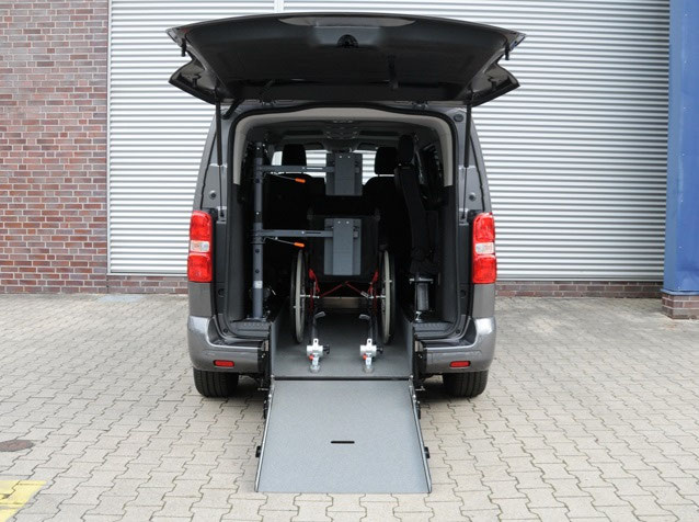 Citroën SpaceTourer mit Heckausschnitt – Bild 5