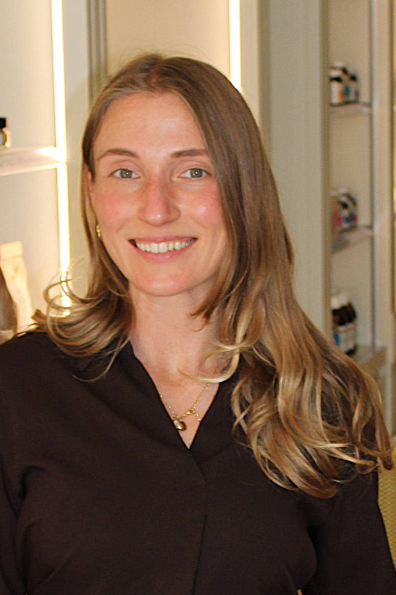 Vanessa Dörfler, Ayurveda-Gesundheitsberaterin und Pilatestrainerin aus München.