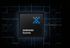 Digital gerendertes Samsung Exynos-Chip mit schwarzem Gehäuse, blauem Schaltkreis-Symbol und leuchtendem Netzwerk-Hintergrund – visuelle Darstellung fortschrittlicher Prozessor-Technologie für mobile Geräte und High-End-Elektronik.