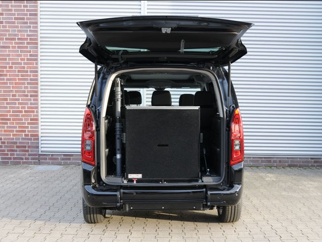 Citroën Berlingo mit Heckausschnitt – Bild 5