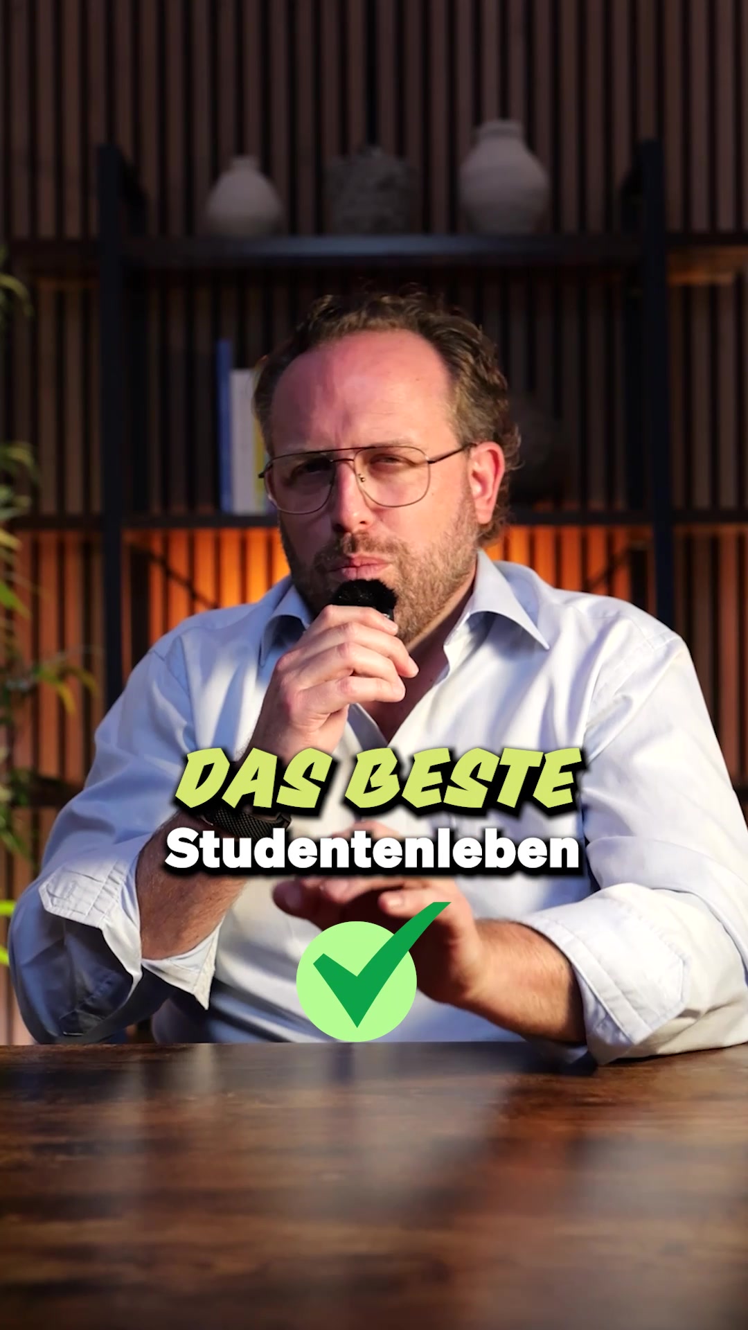 Standbild aus dem Video über das Studieren direkt am Meer