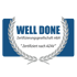 Blaues Logo "WELL DONE Zertifizierungsgesellschaft mbH" mit Lorbeerkranz und Text "Zertifiziert nach AZAV".