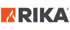 Rika-Logo mit einem orangefarbenen Quadrat und weißer Flamme links neben dem grauen Schriftzug "RIKA".