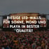 Große Menschenmenge vor einer Festivalbühne mit Text: Riesige LED-Walls für Sonne, Mond und Playa in bester Qualität.