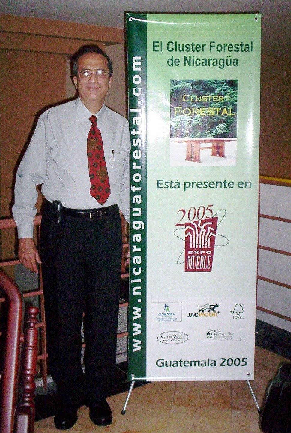 Forbes Centroamérica · Lolo Morales el lujo hecho tradición