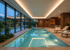 Bild von einem Indoorpool bei Freiburg. Gebaut von Geiger Wellness.