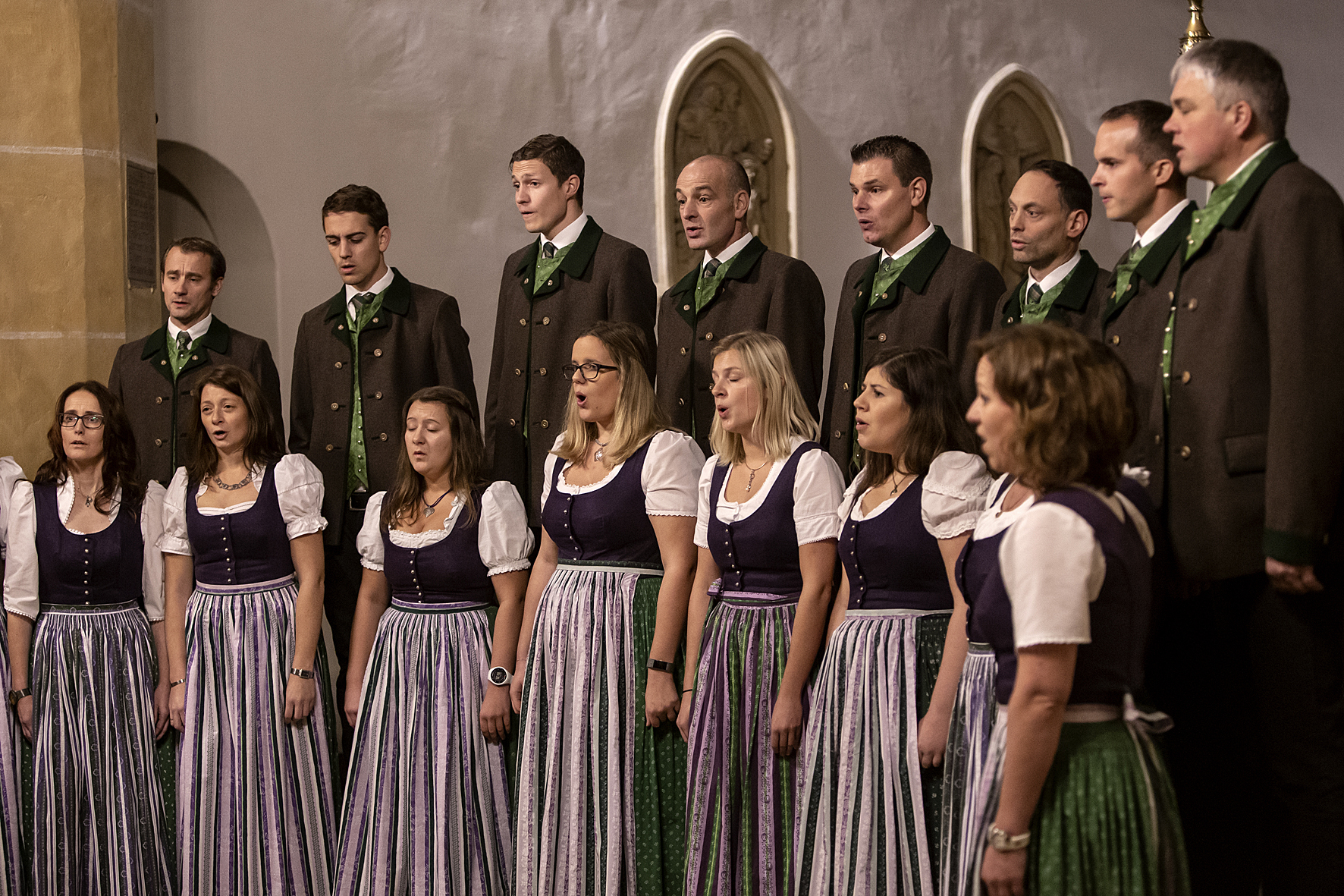 Traditional Austrian song with Sängerrunde Kohlröserl, Voices of Spirit 2018, Graz