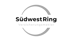 SüdwestRing Versicherungsmakler Logo: schwarzer Text vor dunkelgrünem Hintergrund, umgeben von einem unvollständigen grauen Kreis.