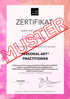 Ein pinkes Zertifikat für den Personal Art Practitioner Kurs mit dem roten Wasserzeichen "MUSTER" und dem Platzhalter "Dein Name".
