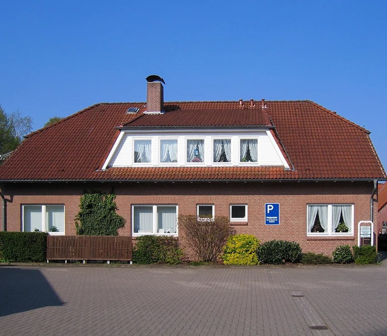 Praxisgebäude