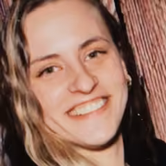 Porträtfoto von Lea, Gruppenkurs