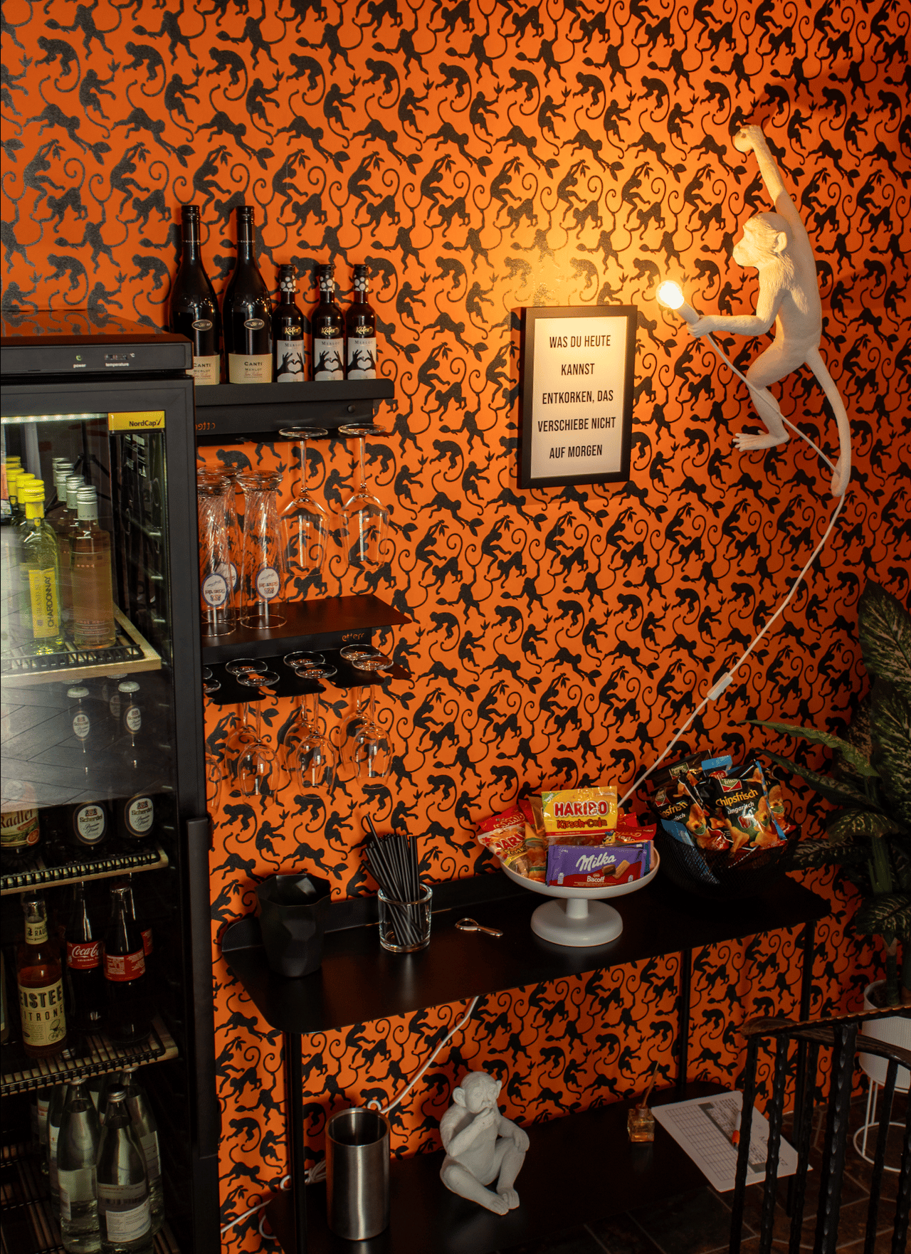 HOTELBAR MAL ANDERS