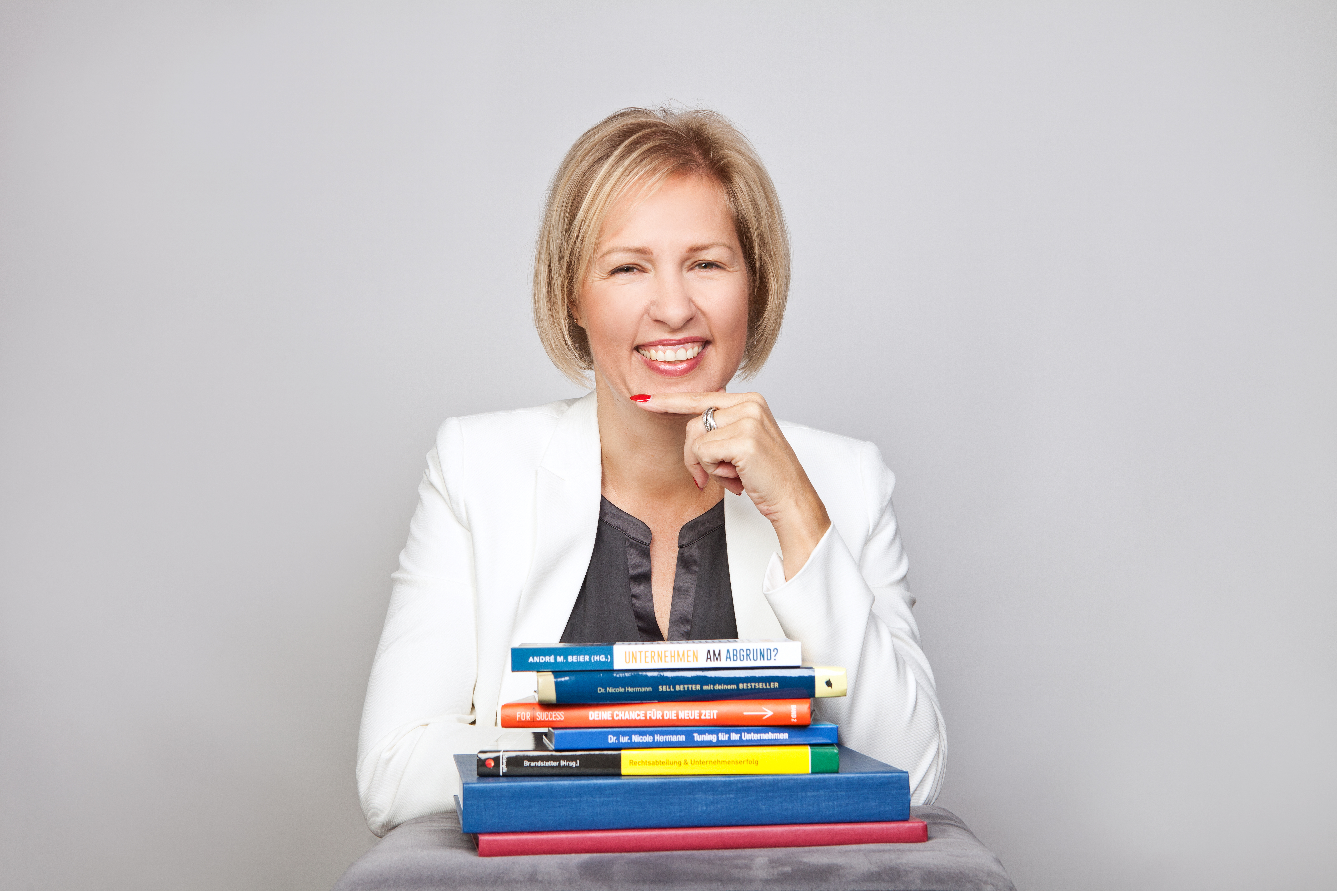 Dr. Nicole Hermann