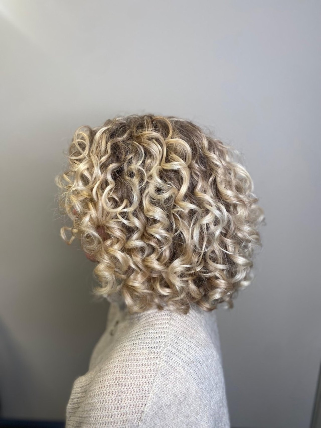 Locken-Ergebnis bei Friseur tausendschön Düsseldorf
