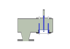 Grauer Tank mit blauem Kolben und Stange, die aus der oberen Öffnung herausragen.