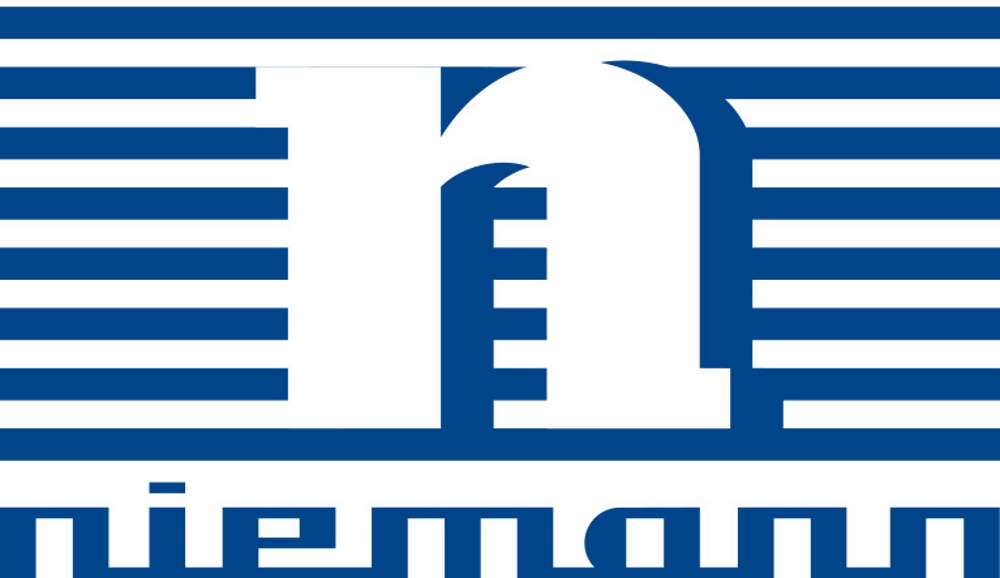 Blaues Niemann-Logo mit großem "N" aus horizontalen Linien und dem Namen "niemann" darunter.