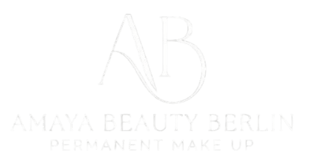 Logo von BeautyBusiness360 in weiß im Footer vor schwarzem Hintergrund – Anbieter staatlich geförderter Kosmetikkurse und Dozentenschein