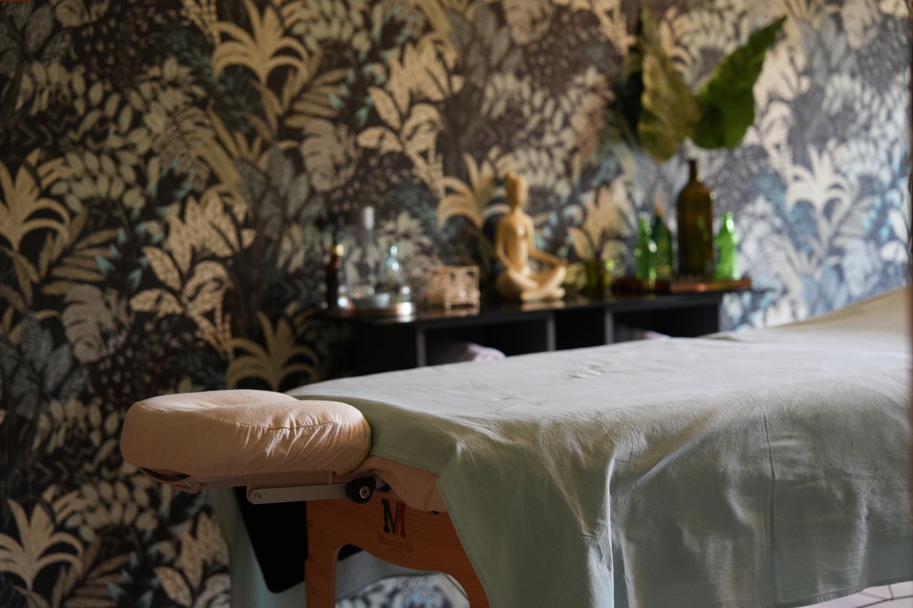 Lomi Lomi Massage