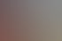 Zwei Männer in Warnwesten und Schutzhelmen unterhalten sich vor einem LKW mit Abrollcontainer.