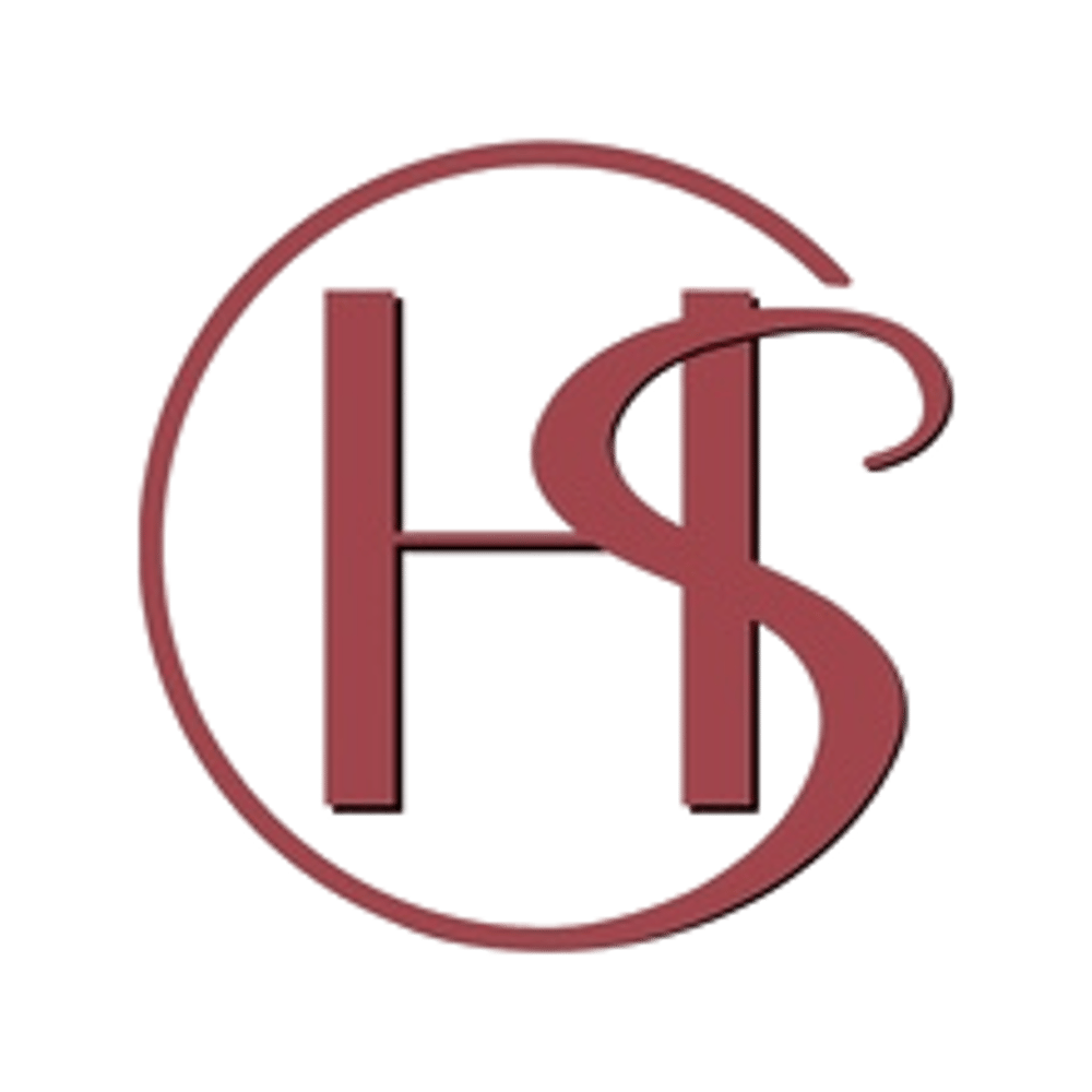 Dr. Helena Schöck Frauenarzt in Heddesheim "HS" Logo in einem Kreis auf dunkelgrünem Hintergrund.