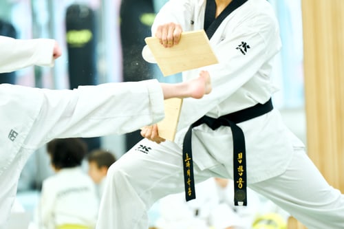 Bruchtest bei der Gürtelprüfung von SOMA Taekwondo Bonn