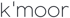Der Schriftzug "k'moor" in dunkelgrauer Schrift auf grünem Hintergrund.