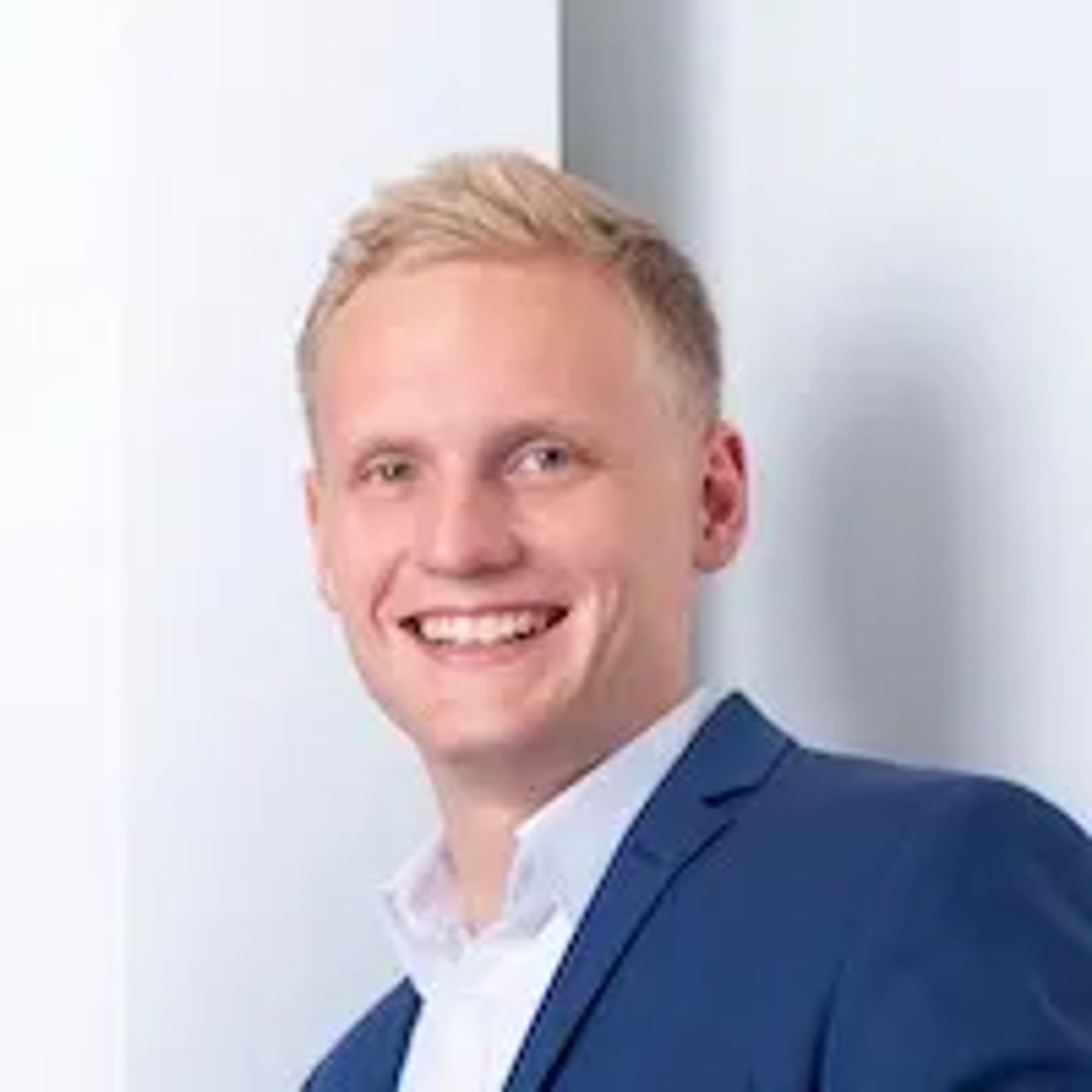 Daniel Kroll