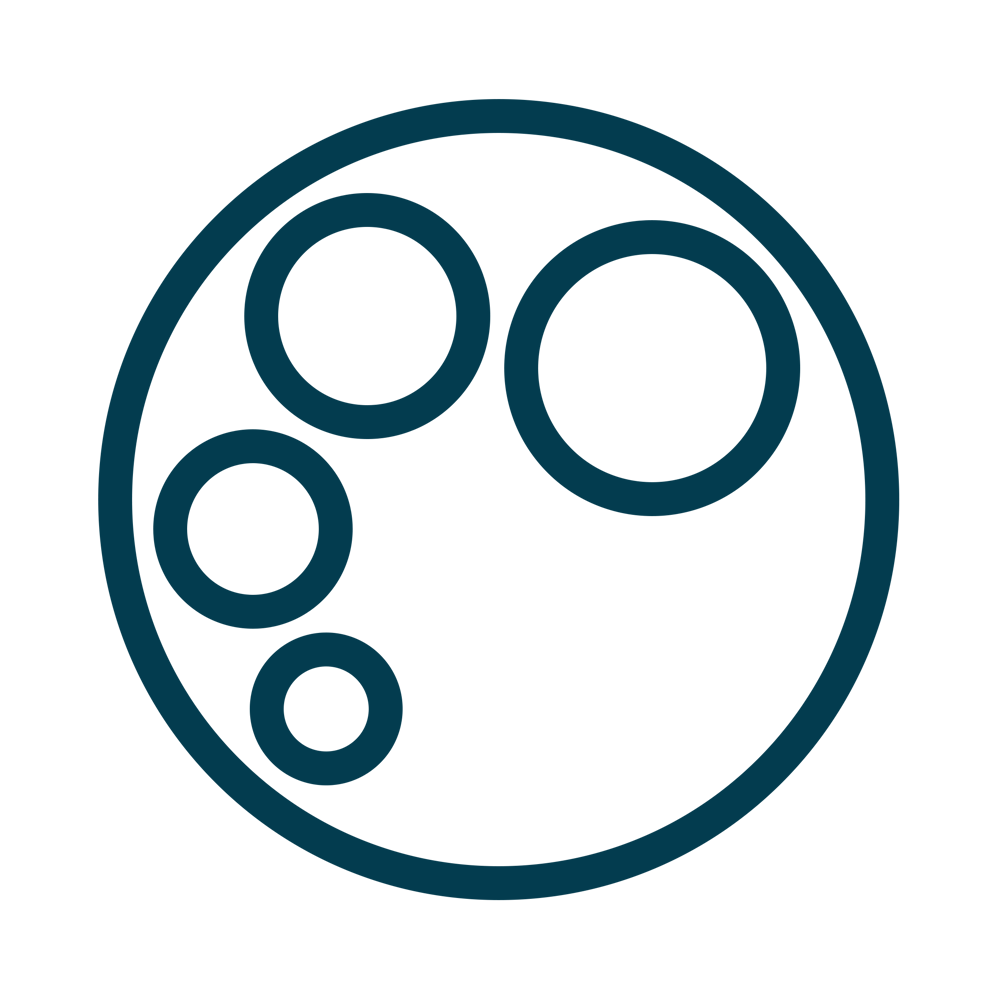 Dunkelblaues Umriss-Logo einer Katzenform mit einem Blitz in der Mitte auf grünem Hintergrund.