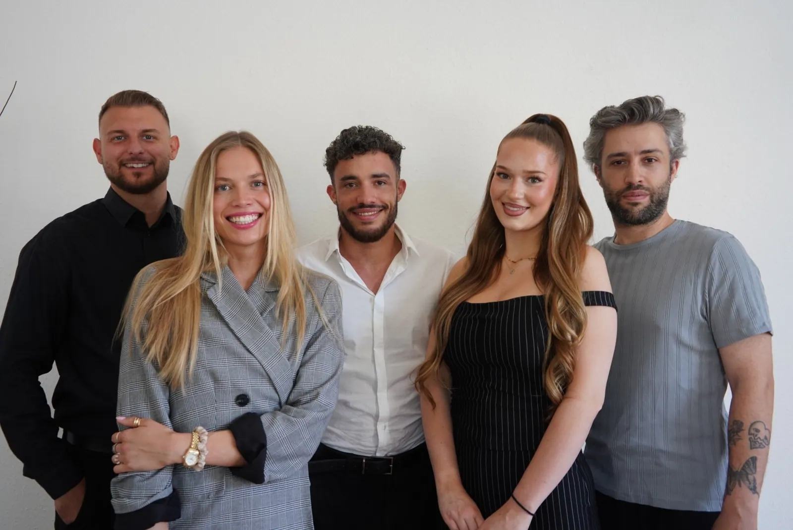 Das Team von Eigenwerk Studio im Büro in Ravensburg