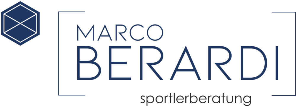 Logo von Marco Berardi Sportlerberatung mit einem dunkelblauen Hexagon-Symbol auf schwarzem Hintergrund.