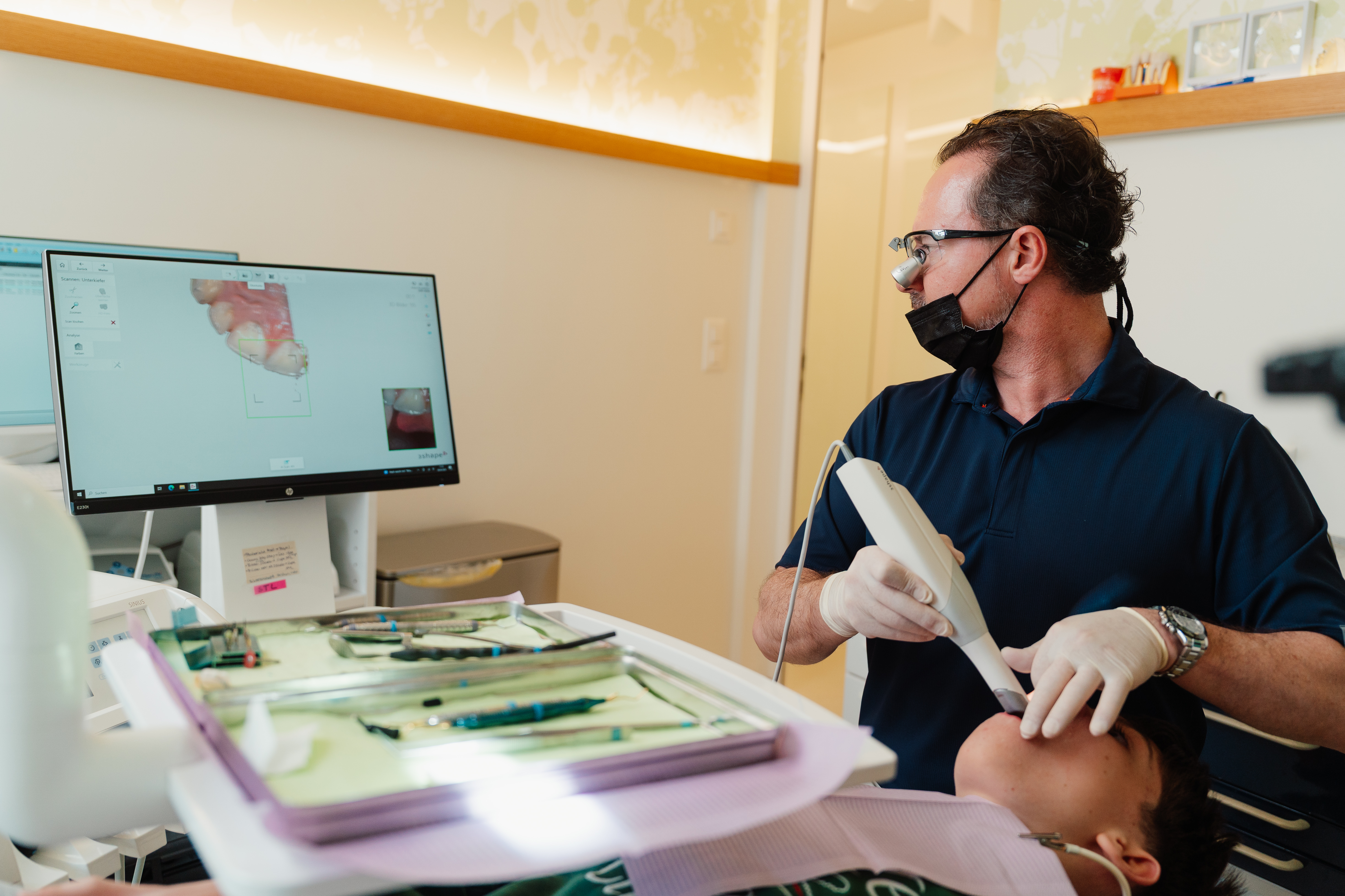 Behandlungszimmer im Dental Club Steinhausen