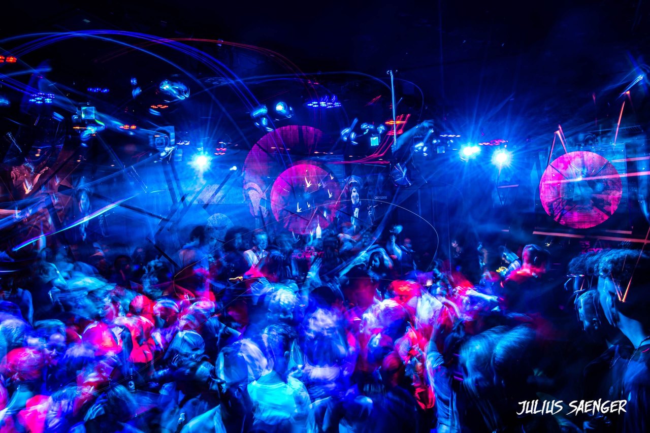 club-party-nachtleben