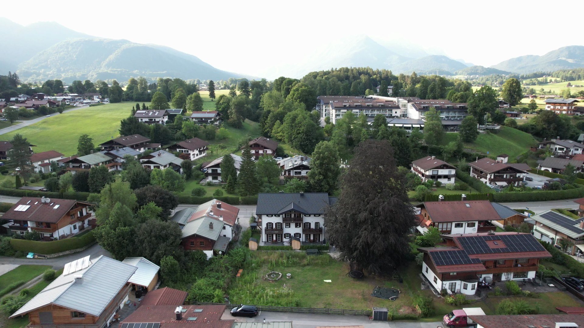 Luftaufnahme aus der Drohne beim Besuch von Philipp in der Nähe des Königssees