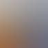 Ein orangefarbener Glasheber hebt eine große Glasscheibe in den Rahmen einer Bankfiliale.