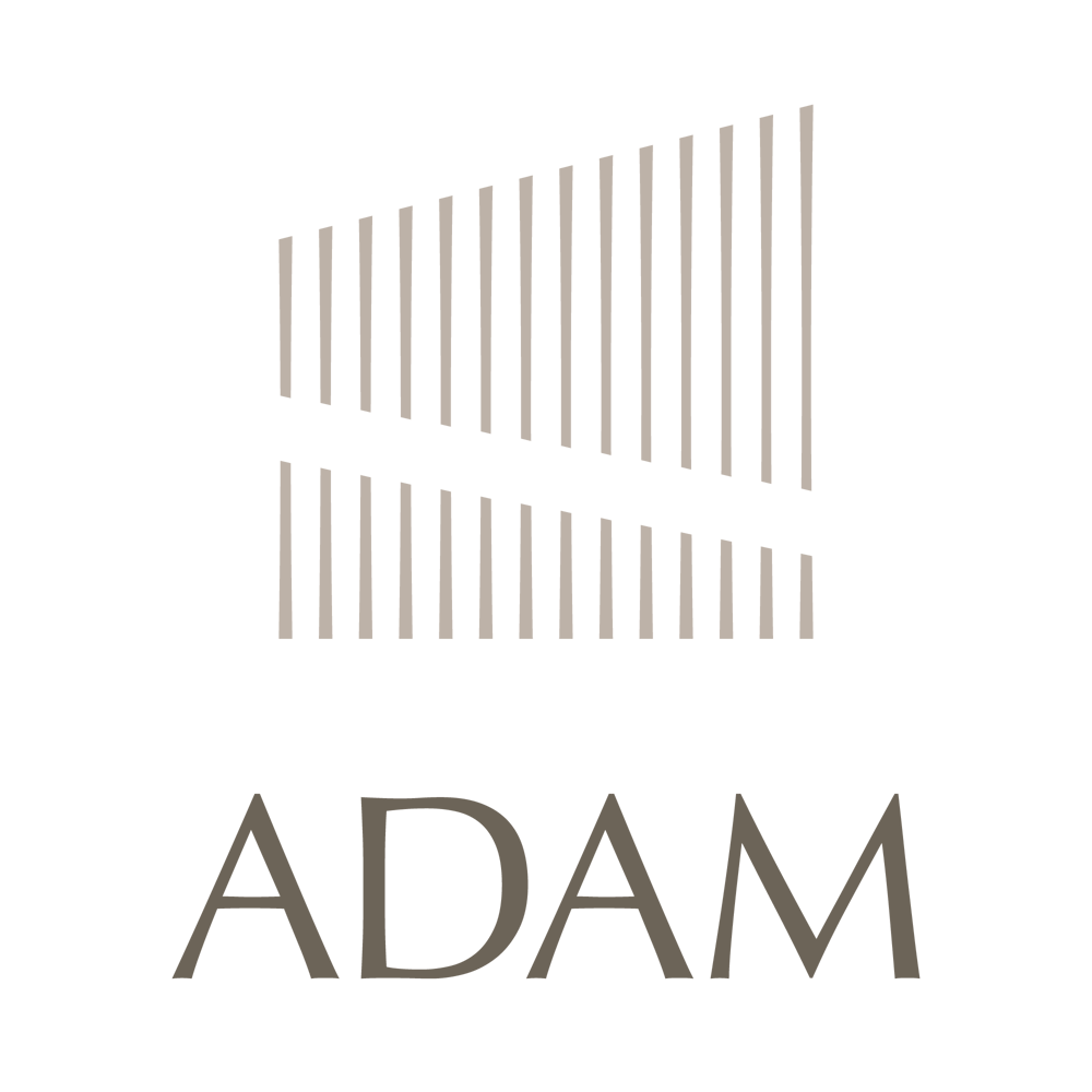 Logo des Wohnprojekts ADAM mit stilisiertem Fassadenmotiv über dem Schriftzug ADAM.