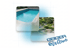 Zwei Bilder: oben ein rechteckiger Pool mit blauem Wasser, unten eine Gartenlandschaft mit grünen Sträuchern und Steinen.