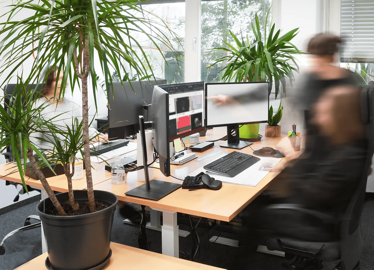 Möbliertes Büro