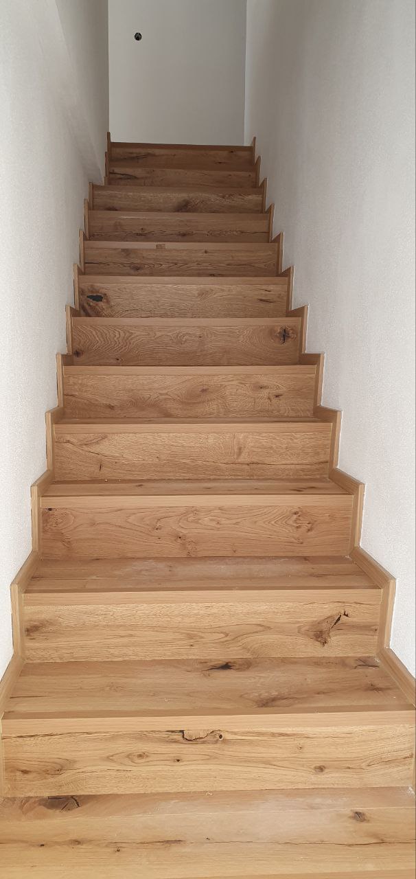 Massivholztreppe